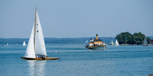 Chiemsee mit Booten