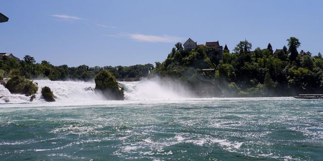 Schaffhausen Wasserfall Rheinfall Schweiz
