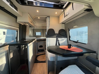 Crosscamp 540 von innen