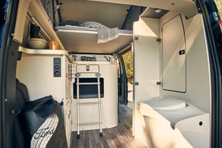 Ford Nugget von innen