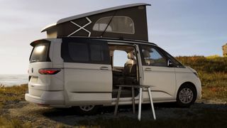  VW T7 California Ocean Camp
